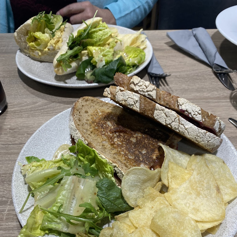 ALLINGTON CAFE