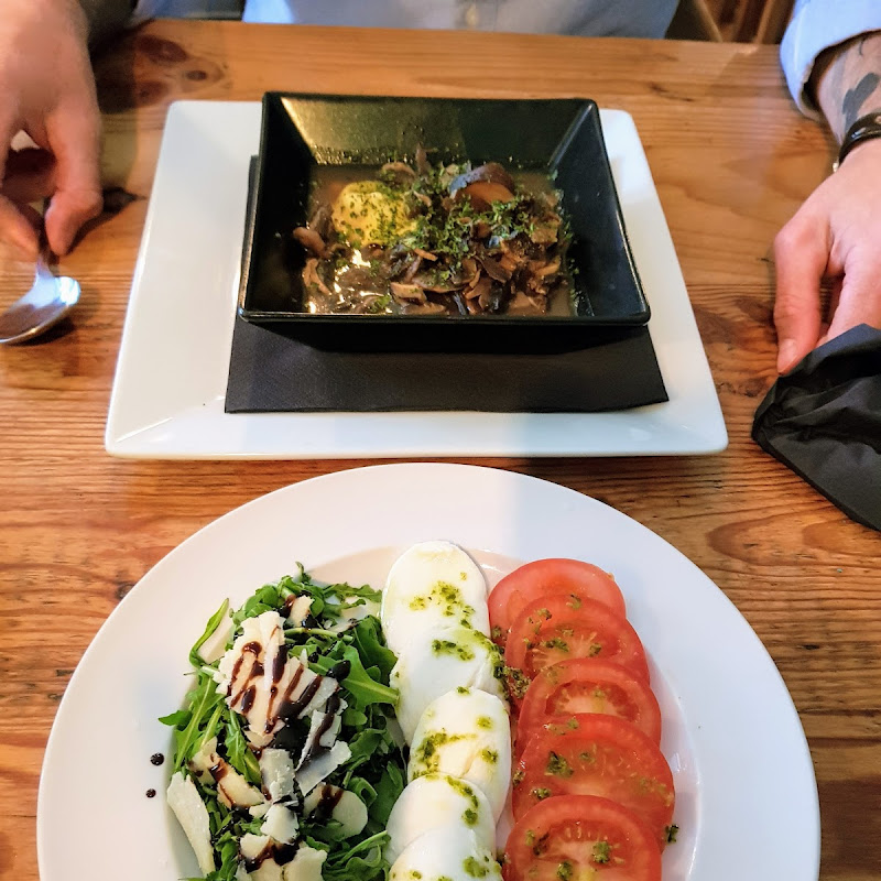 Amalfi Restaurant & Pizzeria