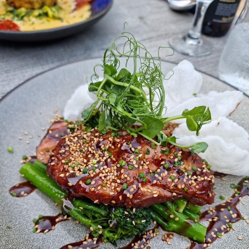 Ami Bistro