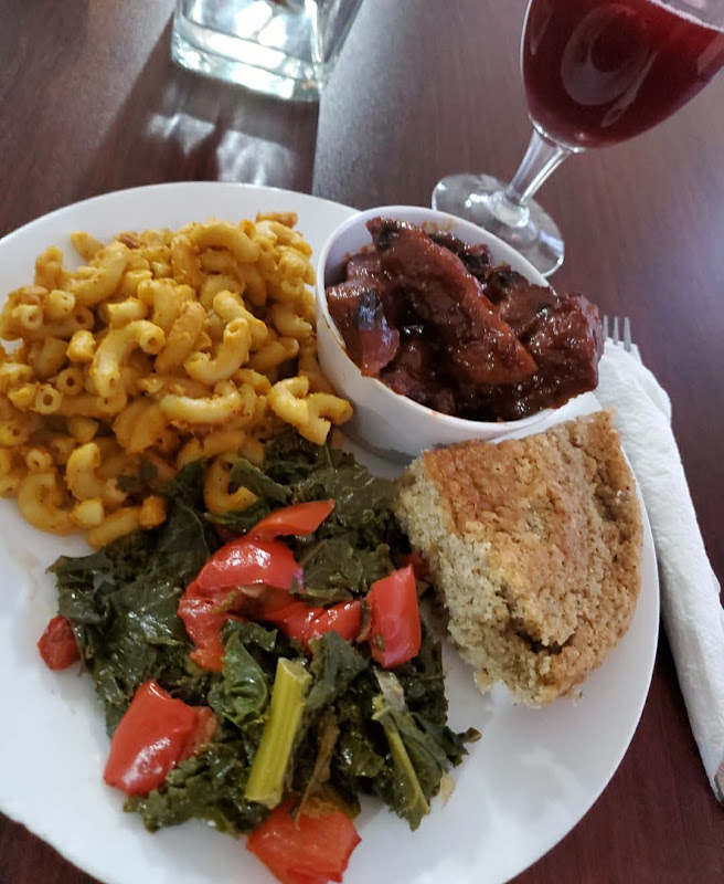 Atlanta’s Soul, Vegan & Sea Food Restaurant photo 2