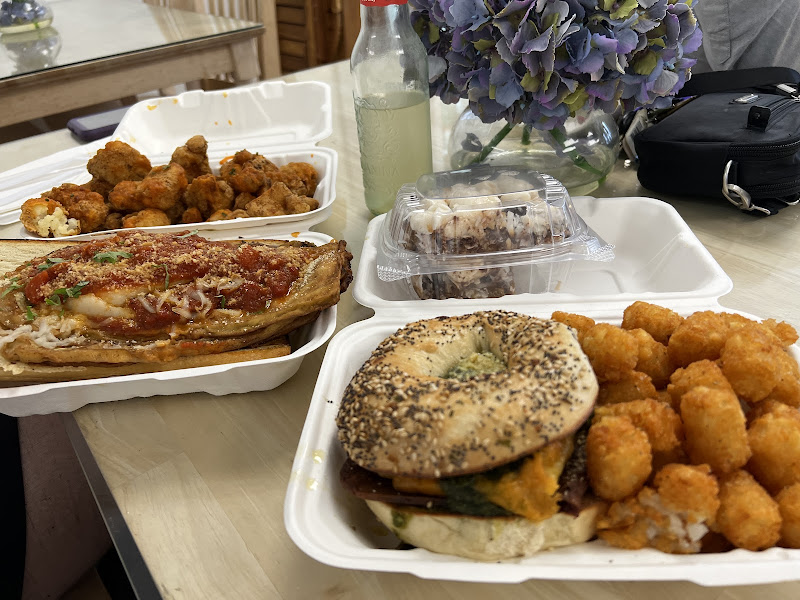 Ayla's Bagels & Coffee photo 4