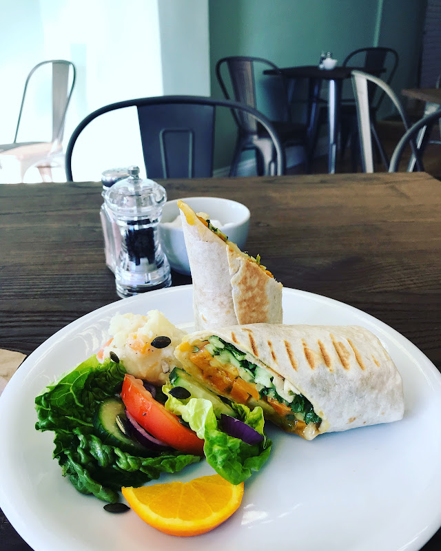 Beachcliff Fish and Chips Open every day photo 5