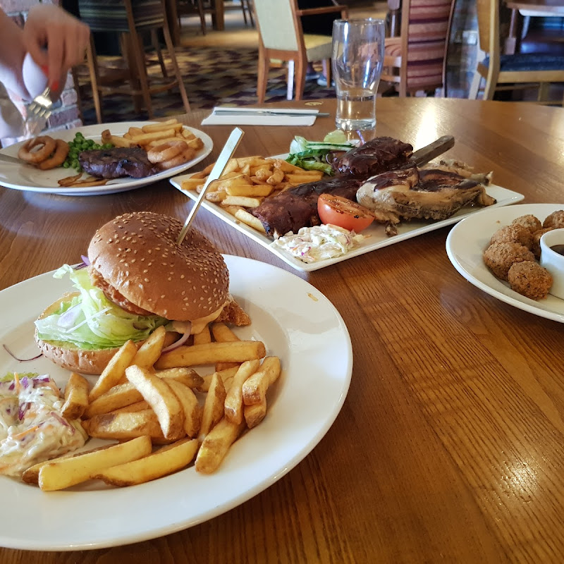 Bedford South (a421) Brewers Fayre photo 2