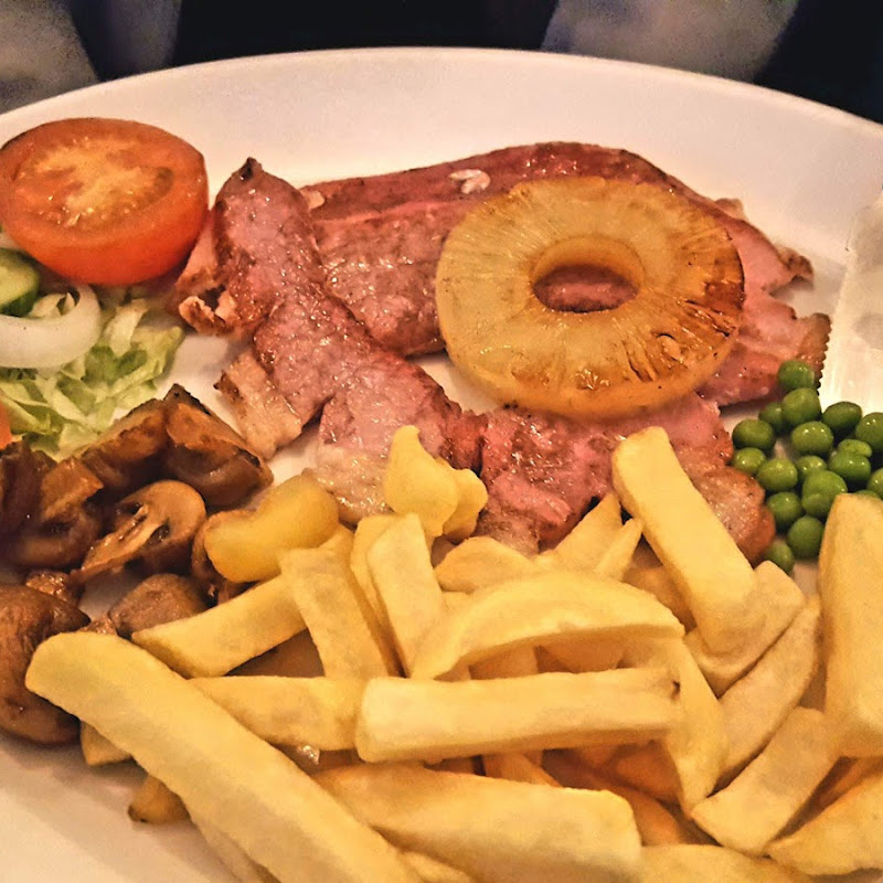 Bridgend Inn photo 3