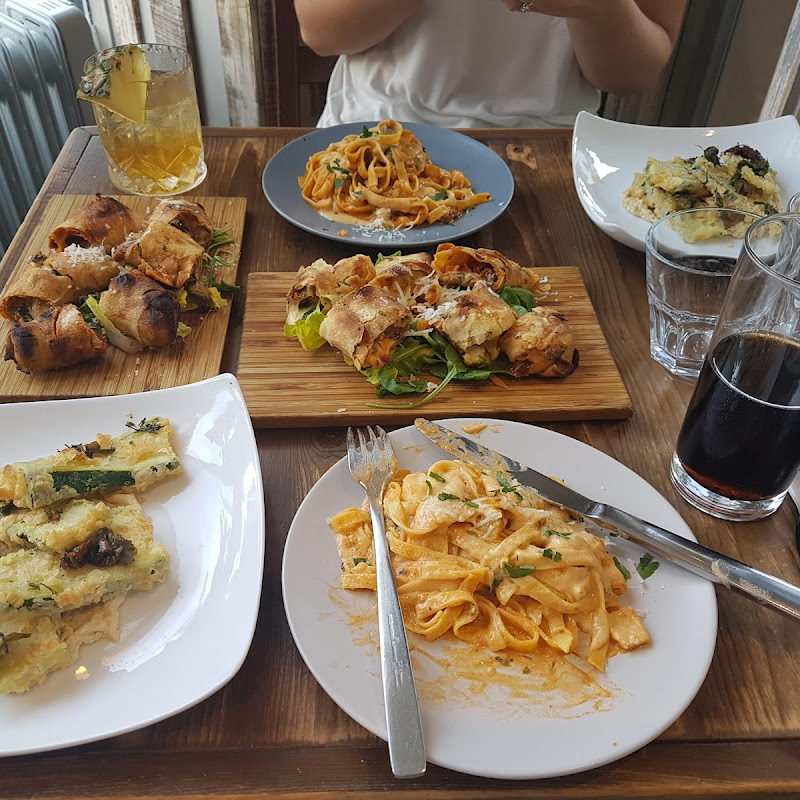 Cafe Harmony