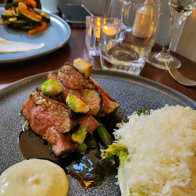Carron to Mumbai Restaurant Stonehaven photo 2