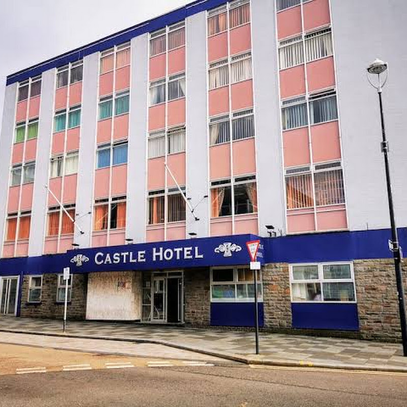 Castle Hotel