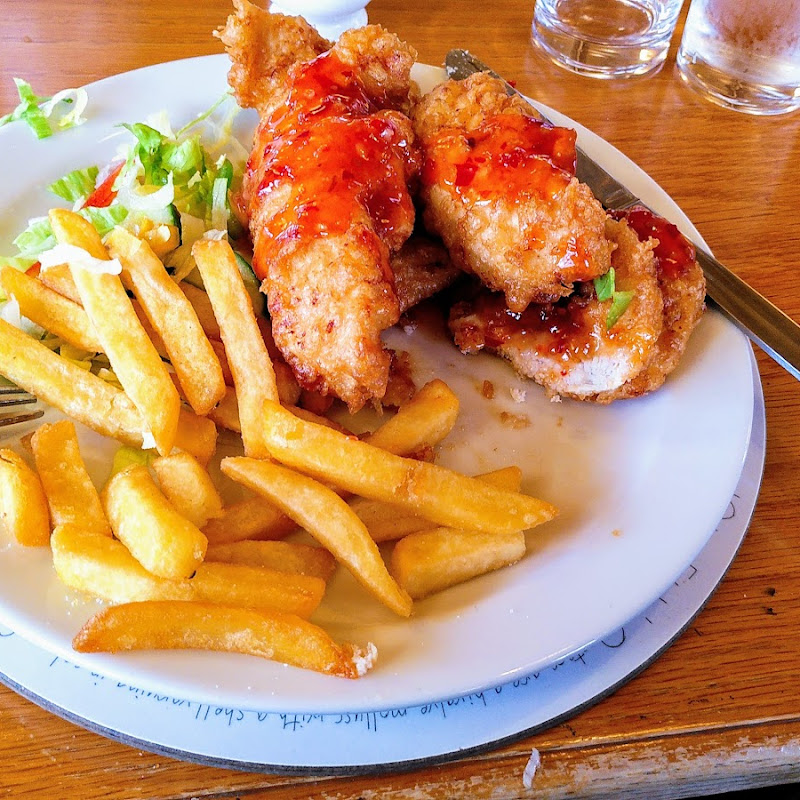 Charlie's Bistro, BOOKING ESSENTIAL photo 2