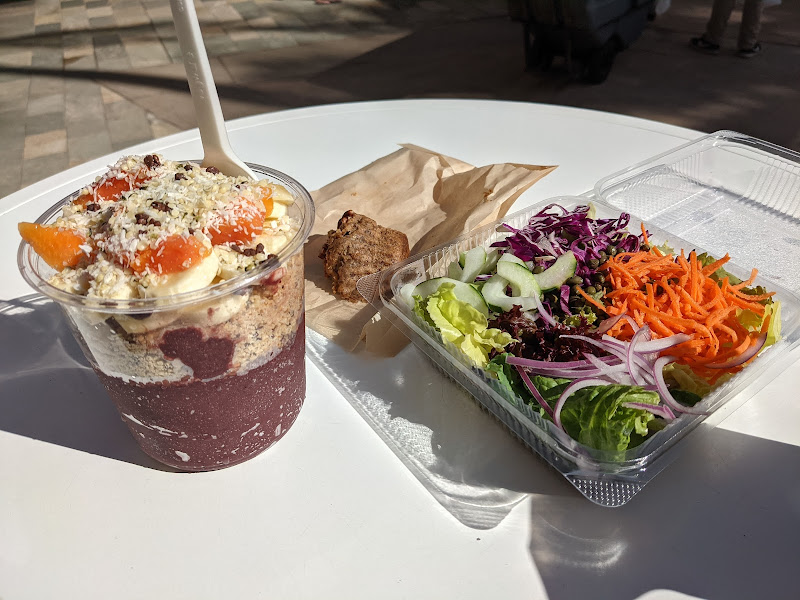 Choice Health Bar at Whalers Village