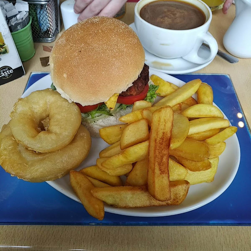 Claudios Restaurant photo 2