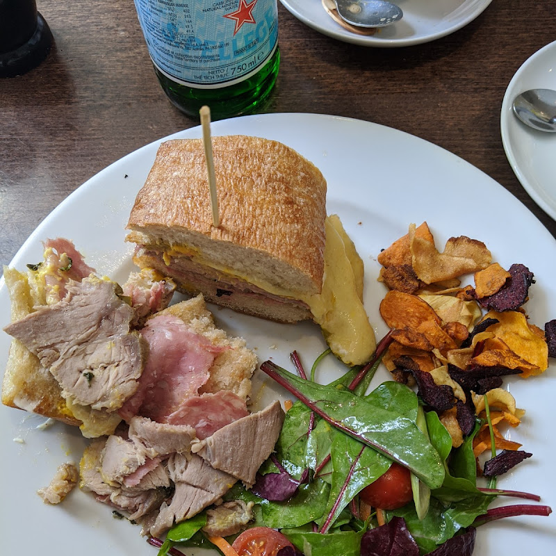 Coltman's Kitchen, Deli & Bar photo 1