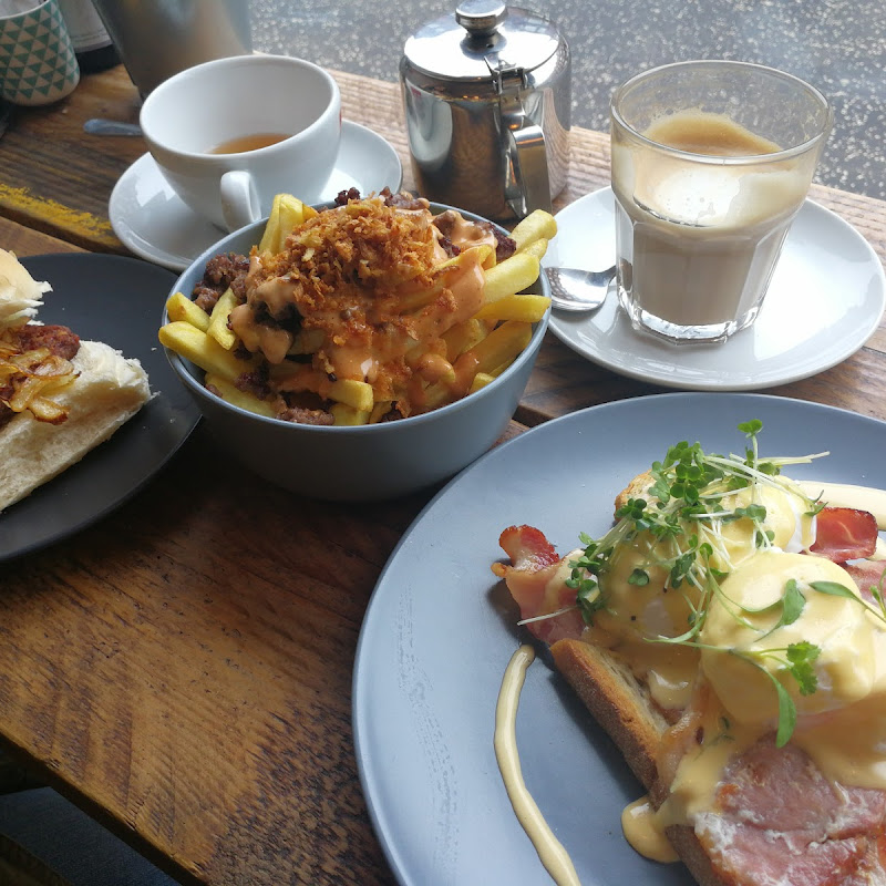 D'Lish Cafe Bistro photo 2
