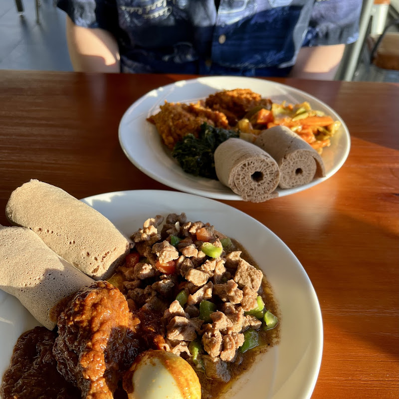 Dahlak Eritrean Restaurant & Bar