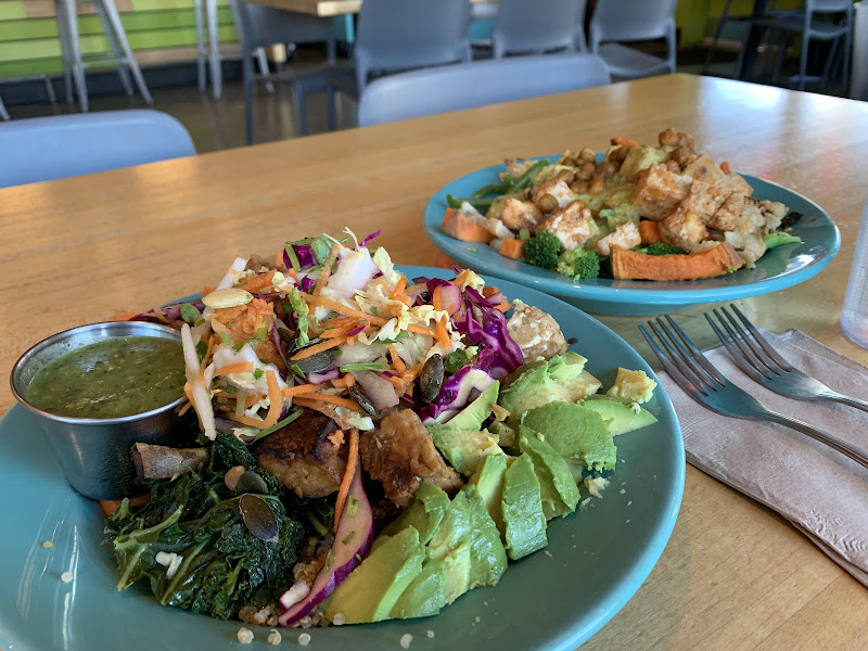 Dee Dee Vegan Thai photo 5