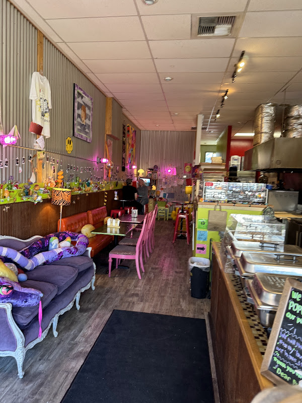 Earthbound Café