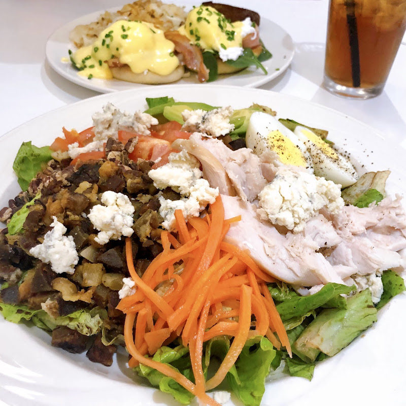 Easy Street Diner photo 2