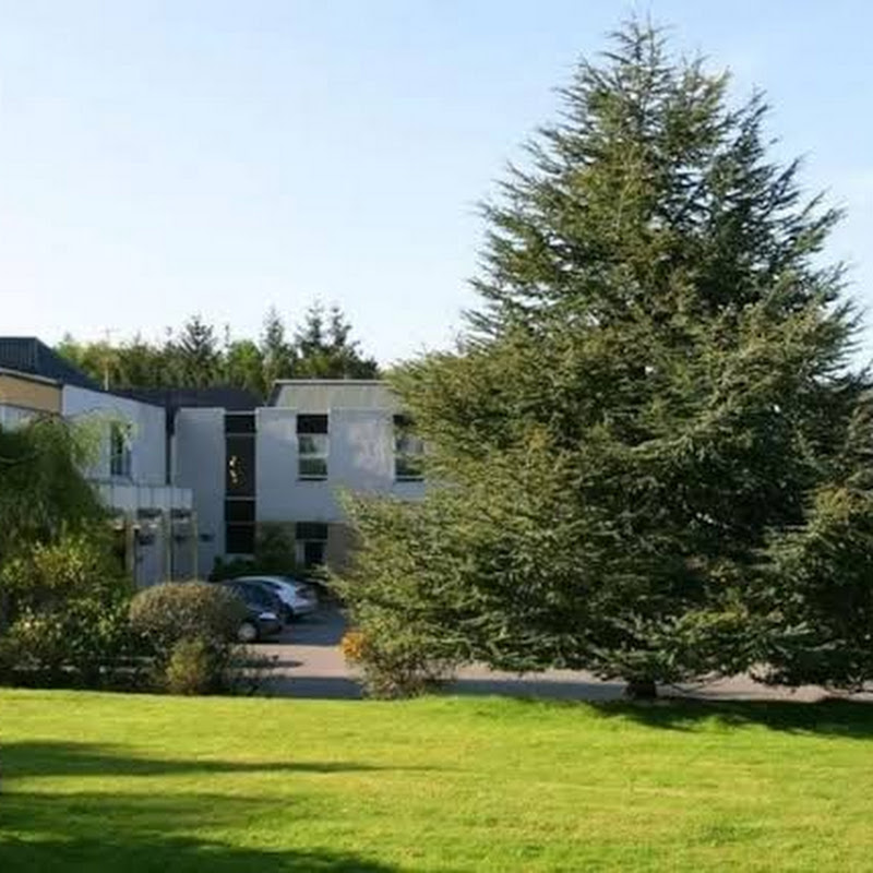 Eight Acres Hotel & Leisure Club photo 1