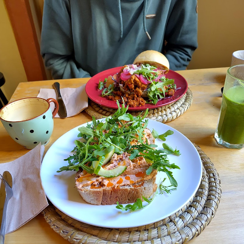 Folks Cafe