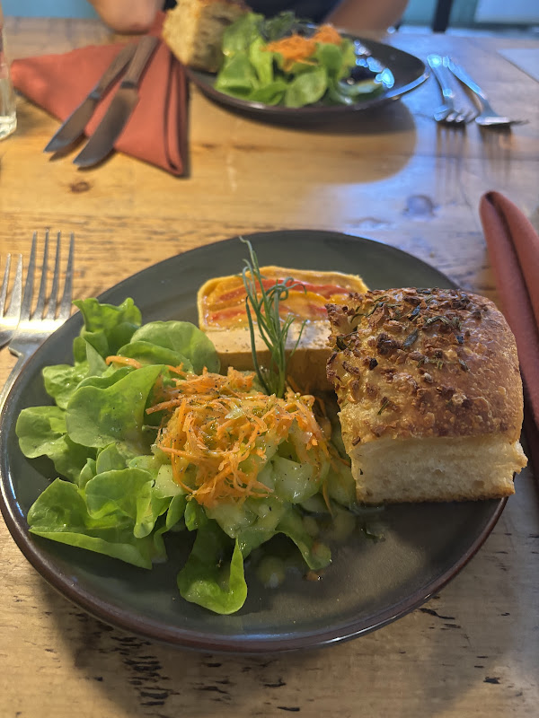 Francela Restaurant photo 5