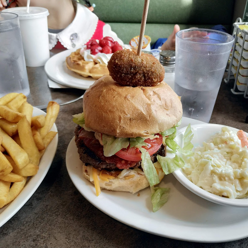 Freeland Bistro-Vietnamese Canadian Cuisine