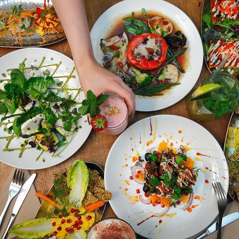 Govinda's Vegan & Vegetarian Restaurant photo 2