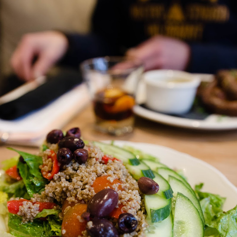 Healthy Eats photo 2