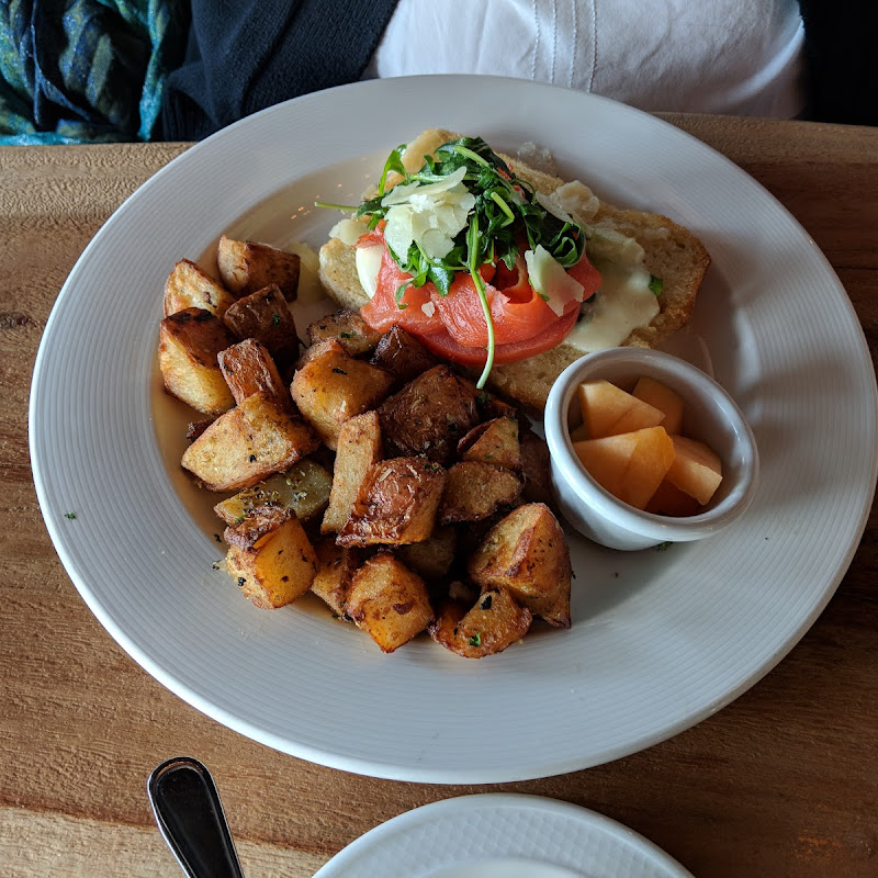Healthy Living Bistro & Boutique photo 2