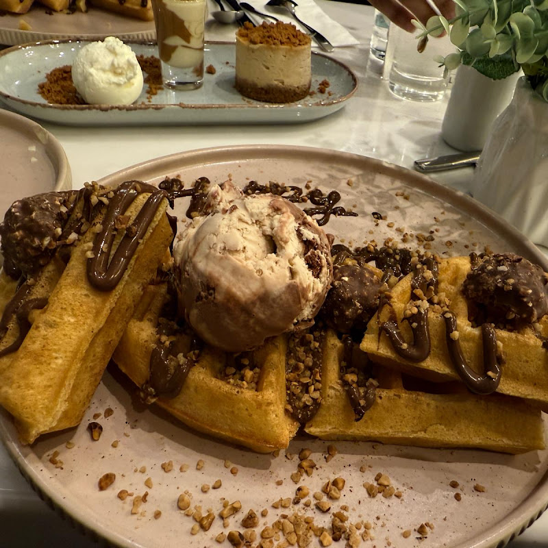 Heavenly Desserts Dundee photo 1
