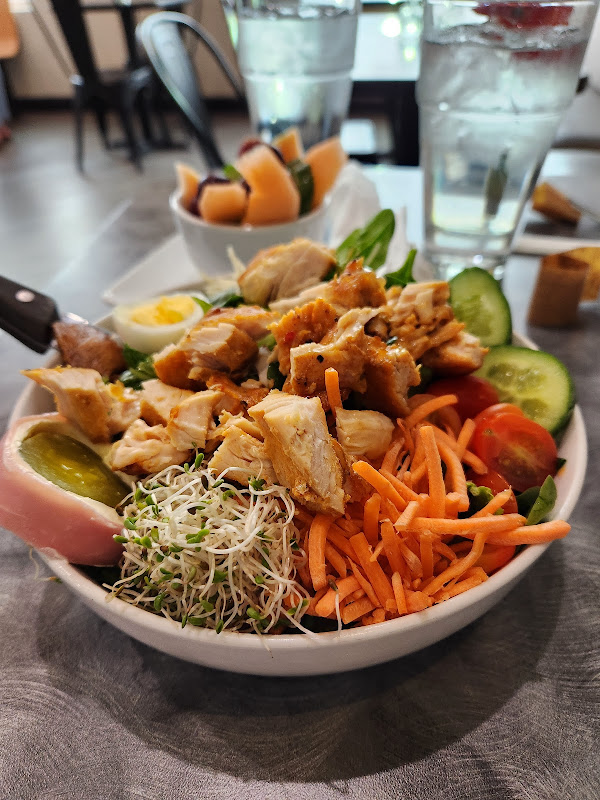 Heirloom Salad Company - Downtown