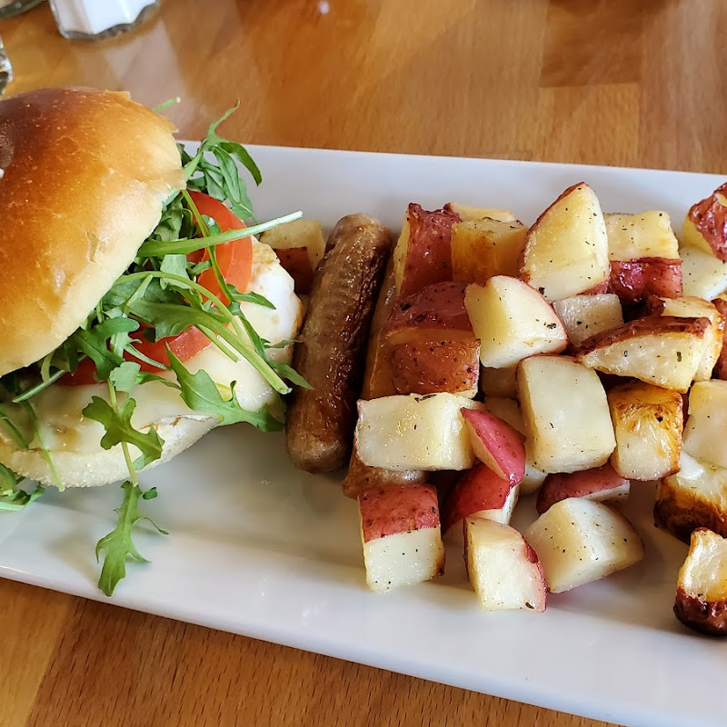 Homey Cafe and grocery