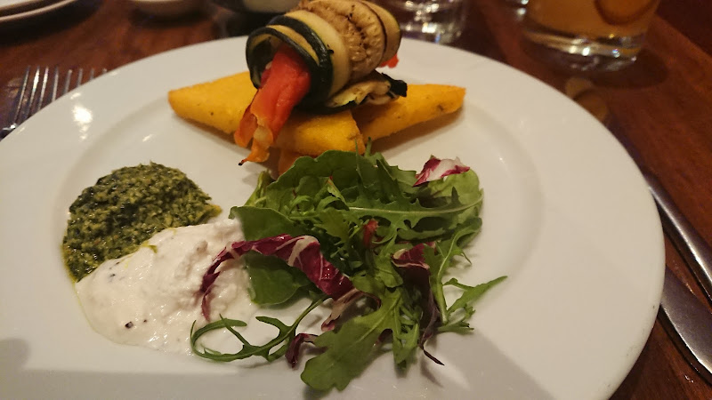 Hunters Stables Bar & Bistro photo 5