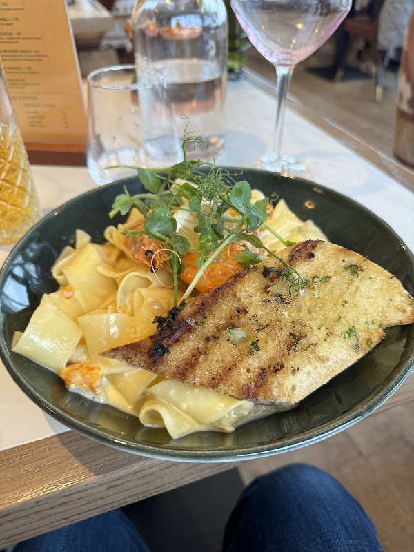 Inish Fusion wine bar and bistro photo 2