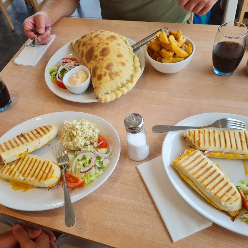 La Balena - Italian Restaurant photo 4