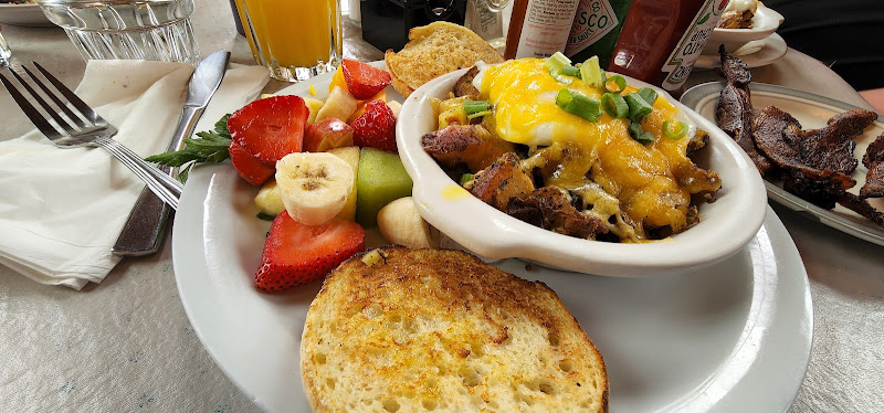 Lazy Susan Cafe