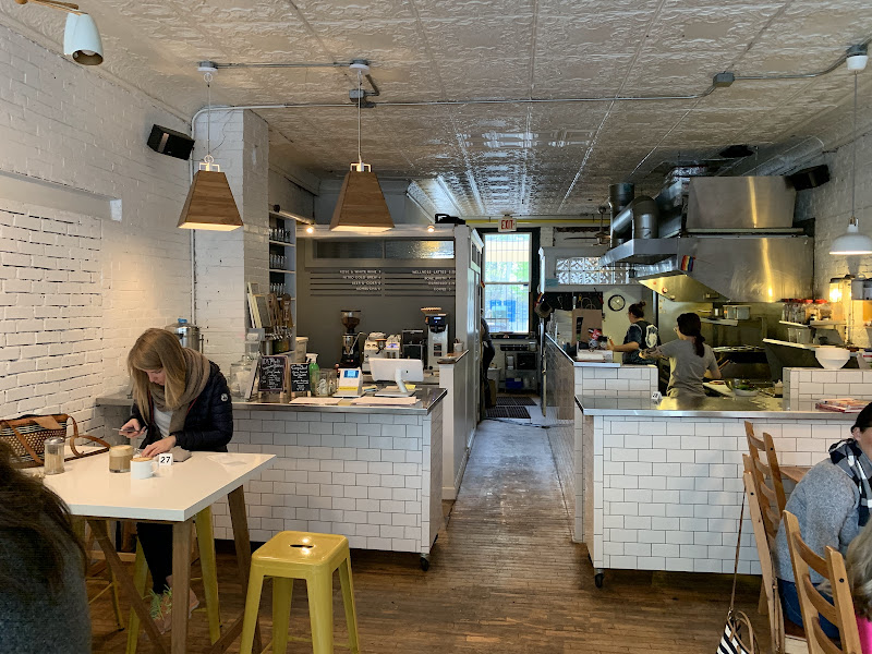 LB Kitchen photo 3