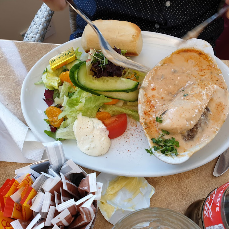 Le Jardin Cafe photo 1