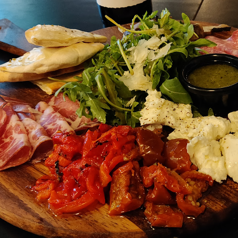 Little Wing Pizzeria photo 3