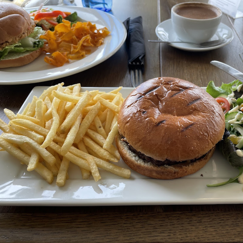 Magno Cafe photo 2