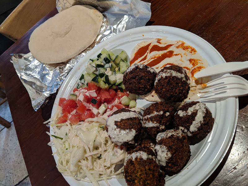 Mama's Vegetarian Falafel photo 1