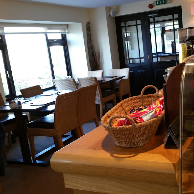 Morawelon Waterfront Bar And Restaurant photo 1