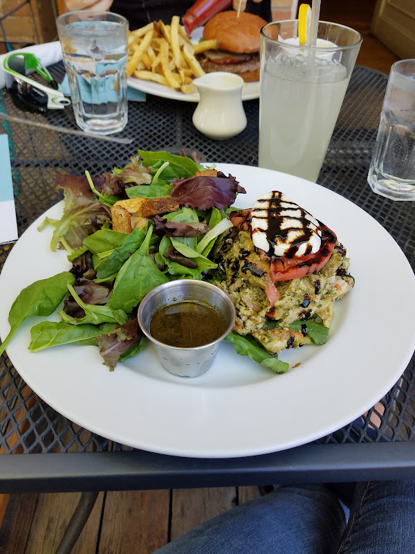 Mt. Everest Nepalese and Indian Bistro photo 5