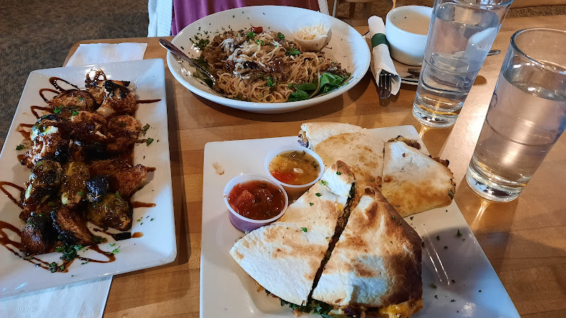 myThai Downtown Restaurant photo 2