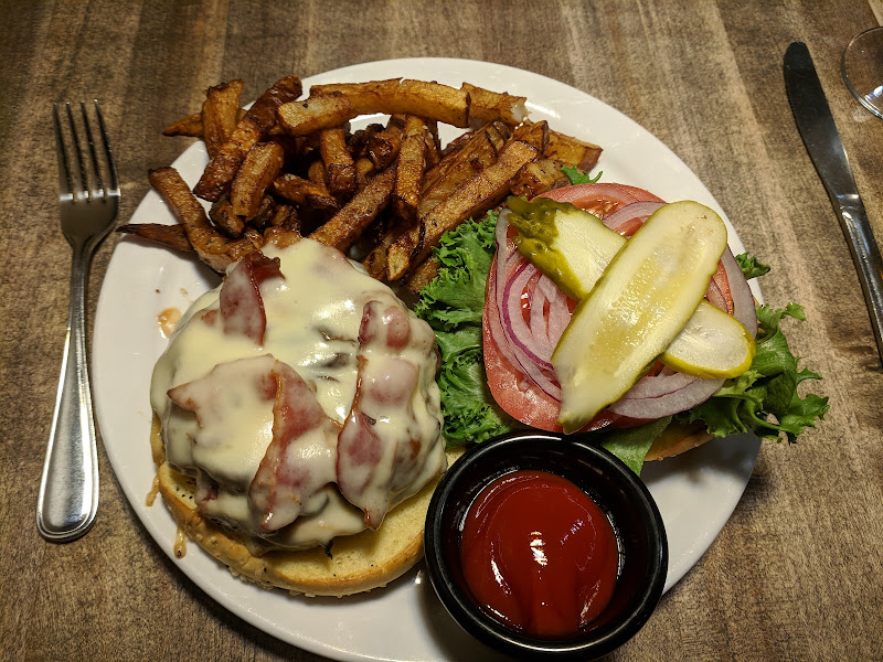 Nanook Express food truck photo 4