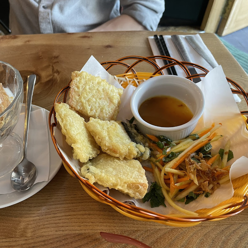 Non Viet Vegan photo 1
