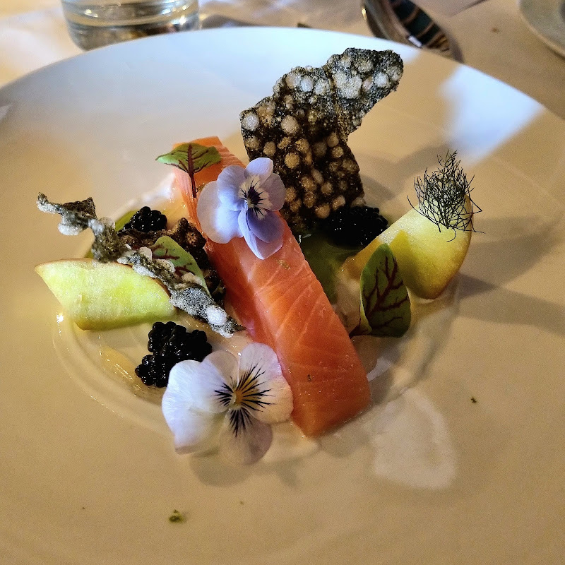 Nut Tree Inn