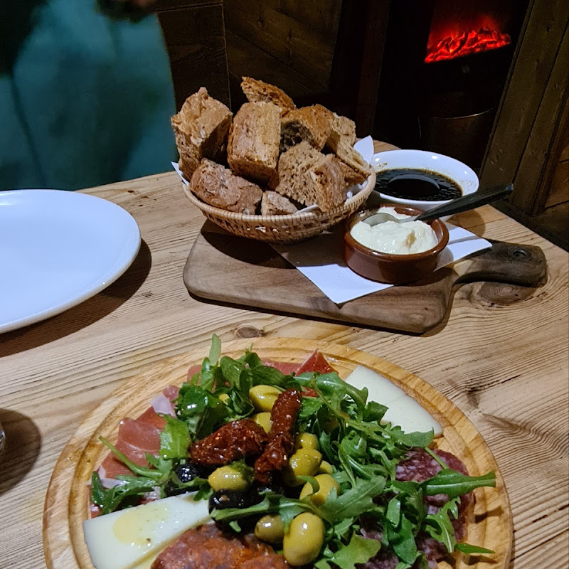 Olivares Tapas Bar