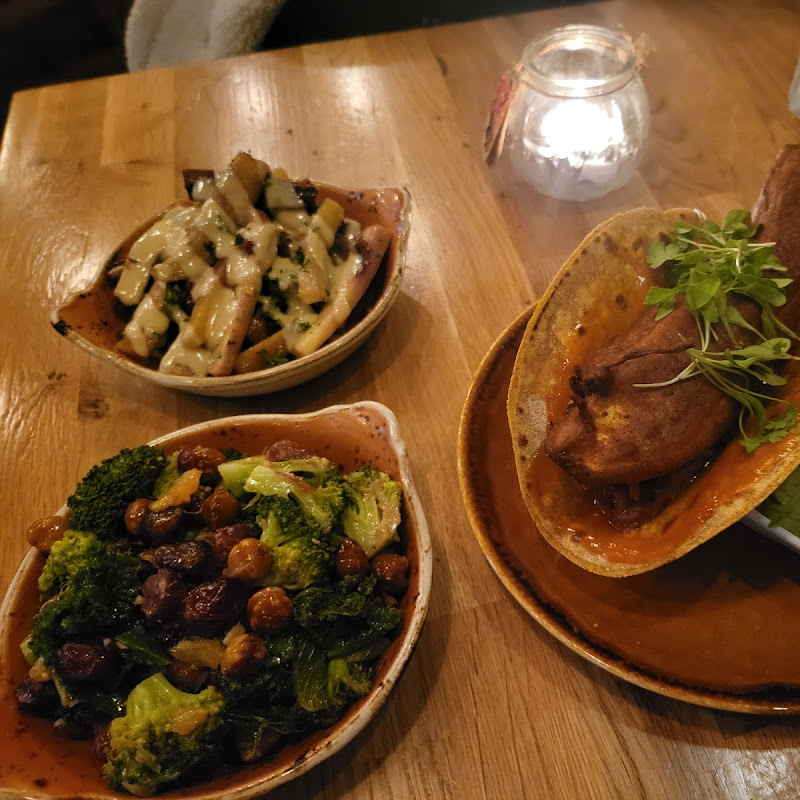 One 0 Eight Bar & Restaurant photo 3