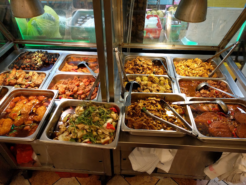 Queen's Vegan Cafe photo 4