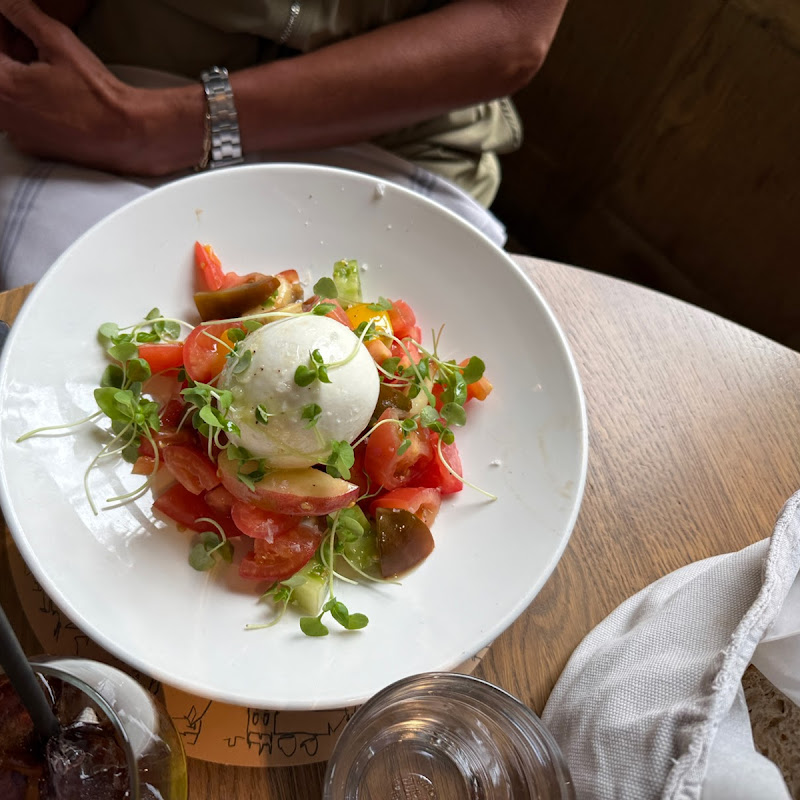 Quod Restaurant & Bar