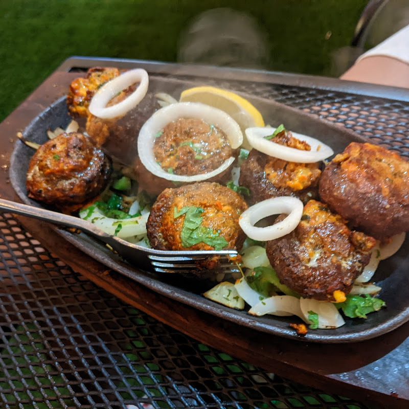 Rathiga Restaurant & Bar photo 2